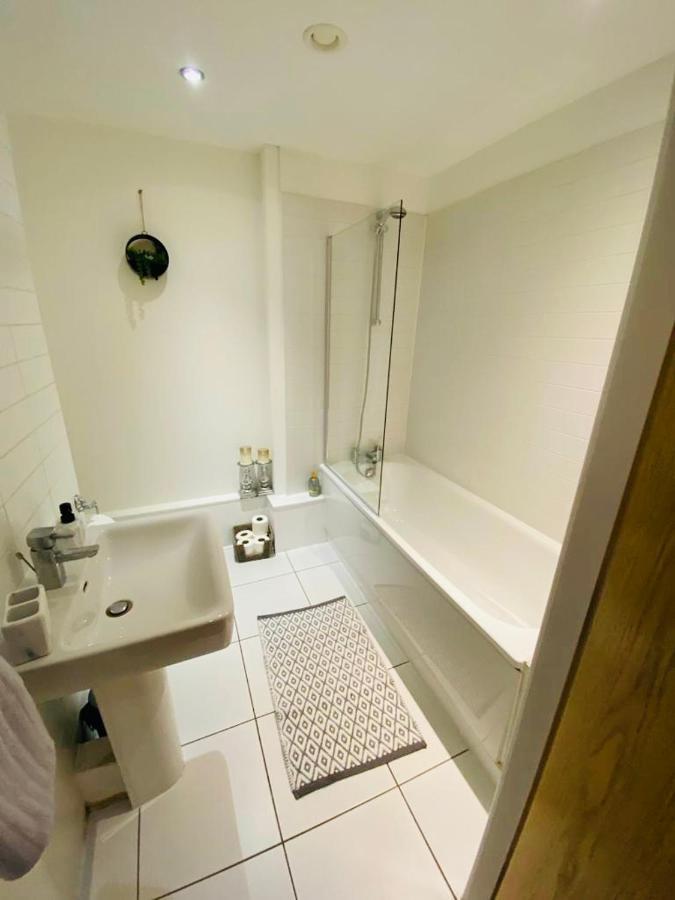 Liverpool City Centre Modern Apartment Fits 6 People Экстерьер фото